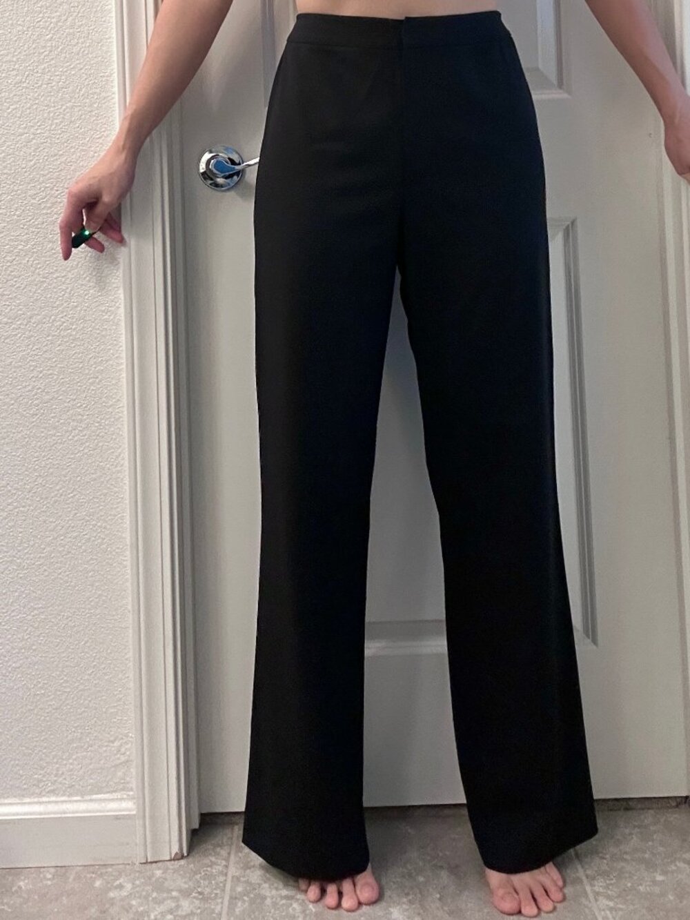 Lafayette 148 New York Straight Leg Dress Pants Mid Waist size 12/M US Black